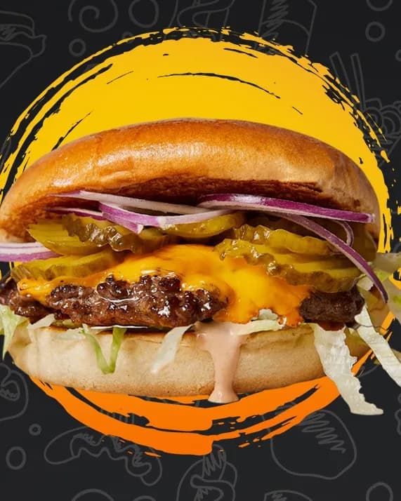 Burger Amicii cu carne de vită, cheddar topit, castraveți murați și ceapă roșie